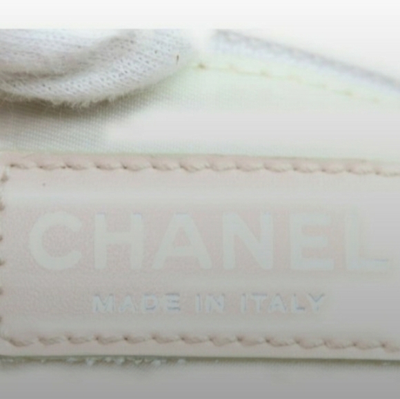 đ
șauth Chanel Travel Line Tote Bag Fabric #N6999H78 - Picture 4 of 15